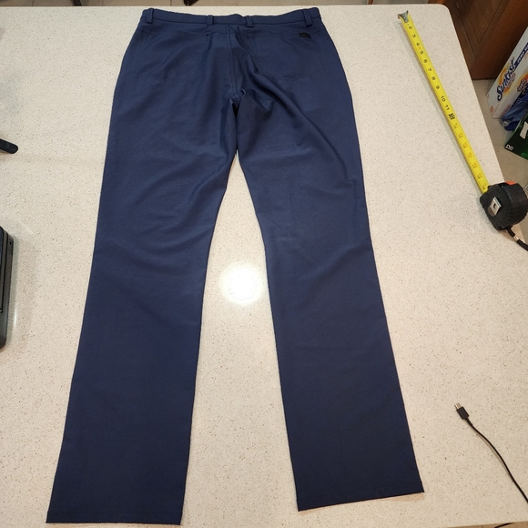 Greg Norman Men’s Blue Straight Leg Athletic Golf Pants - 32x32 - Picture 5 of 8